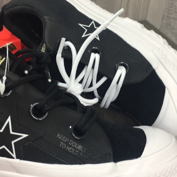 Converse One Star MC18 OX black/white/white
NWT - Picture 2 of 8